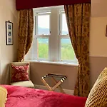 Maple Bank Country 4*