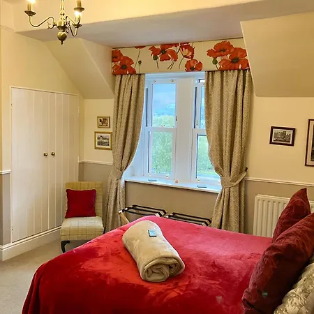 Maple Bank Country 4*