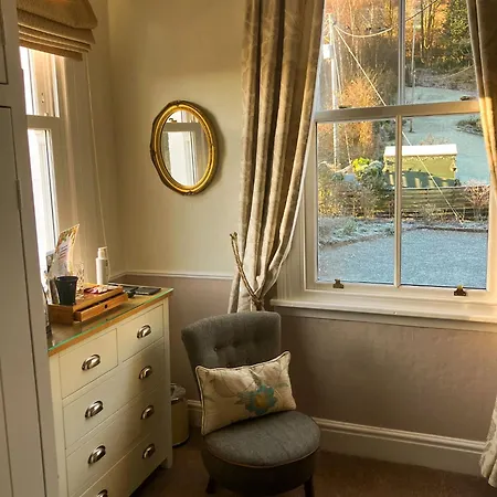 Maple Bank Country Bed & Breakfast