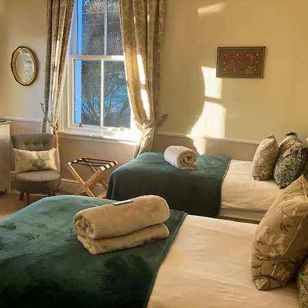 Maple Bank Country Bed & Breakfast 4*