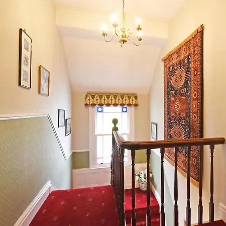 Maple Bank Country Bed & Breakfast 4*