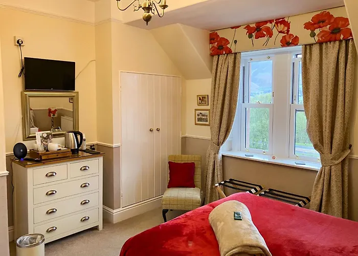 Maple Bank Country 4*