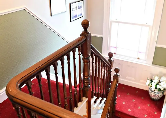 Maple Bank Country Braithwaite