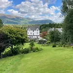 Maple Bank Country 4*