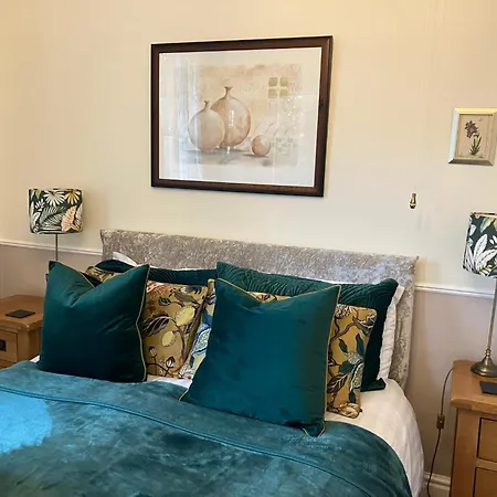 Maple Bank Country Bed & Breakfast 4*